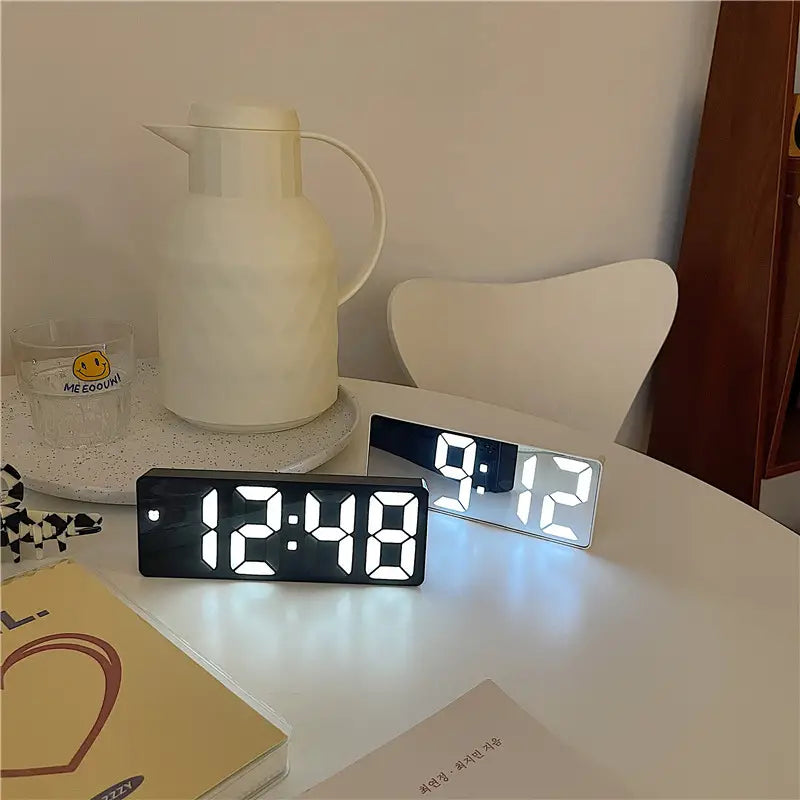 Reloj Despertador Minimalista